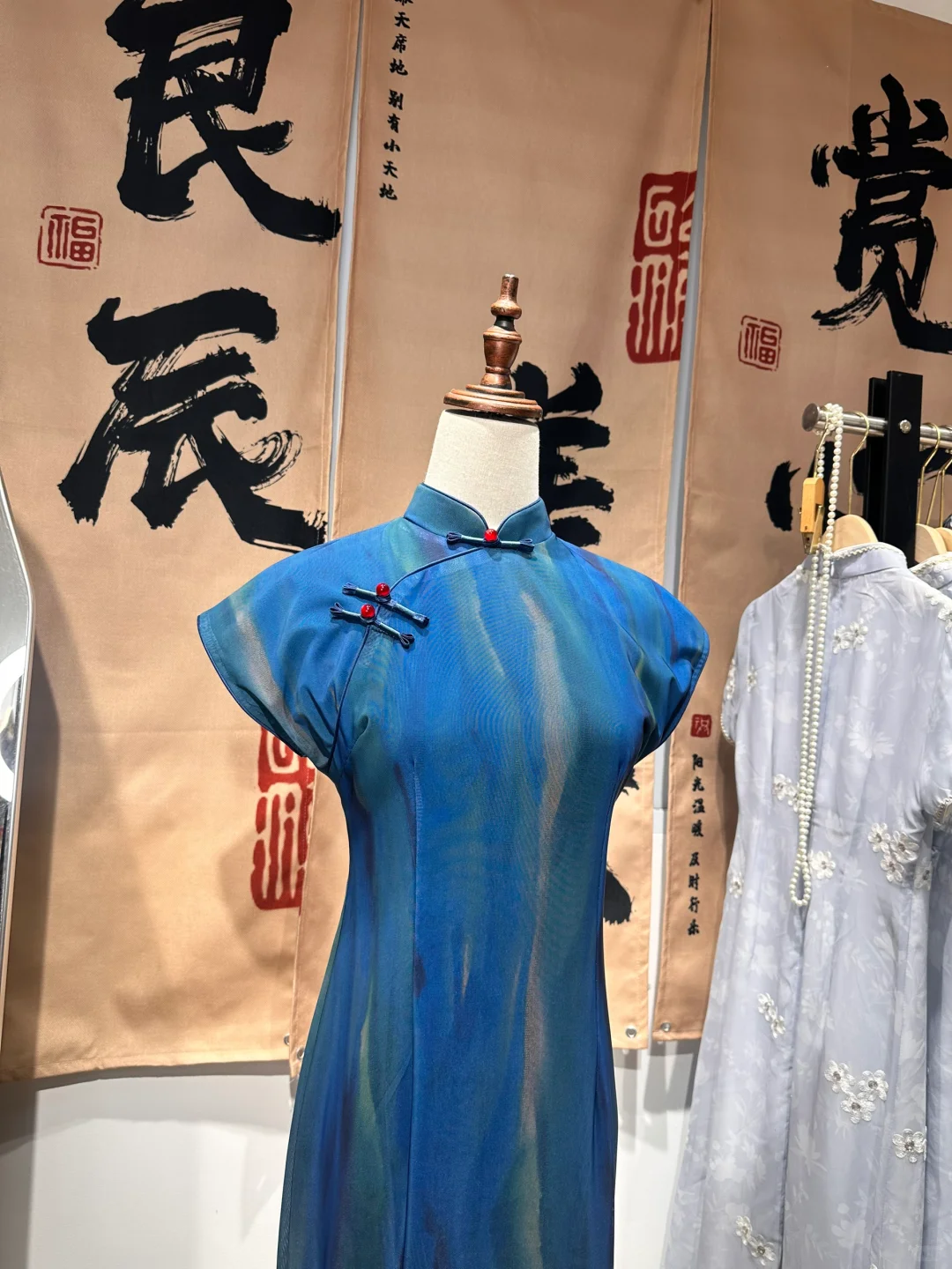 南昌万寿宫，你居然还不知道这家旗袍店？！！