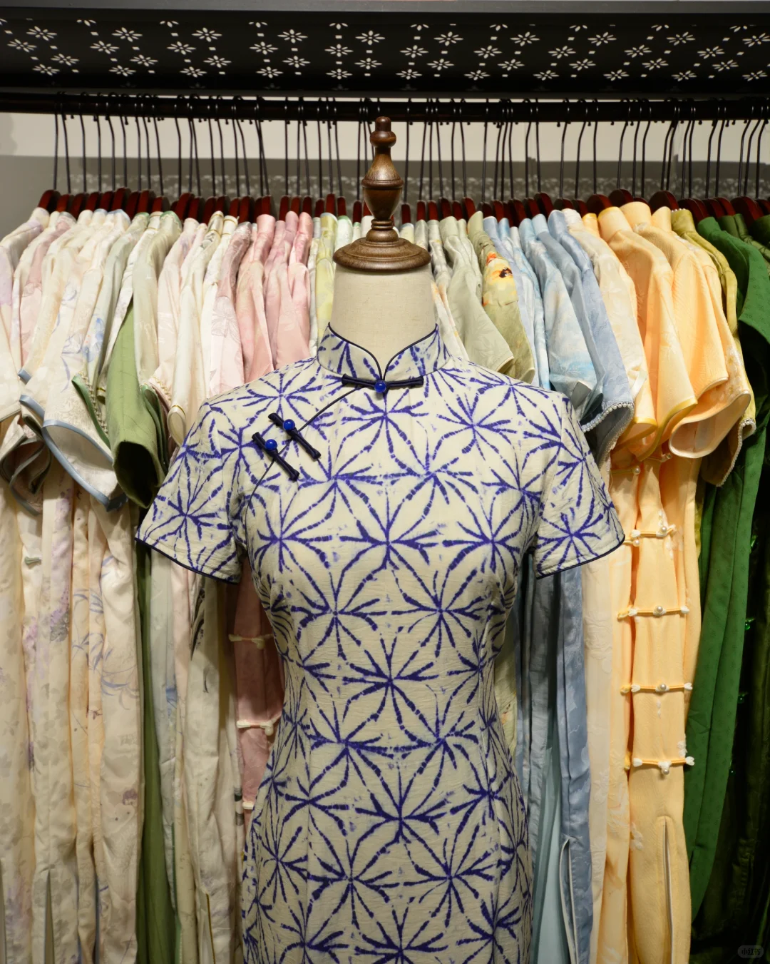 南昌珠宝街|100多的旗袍，一下买了4件