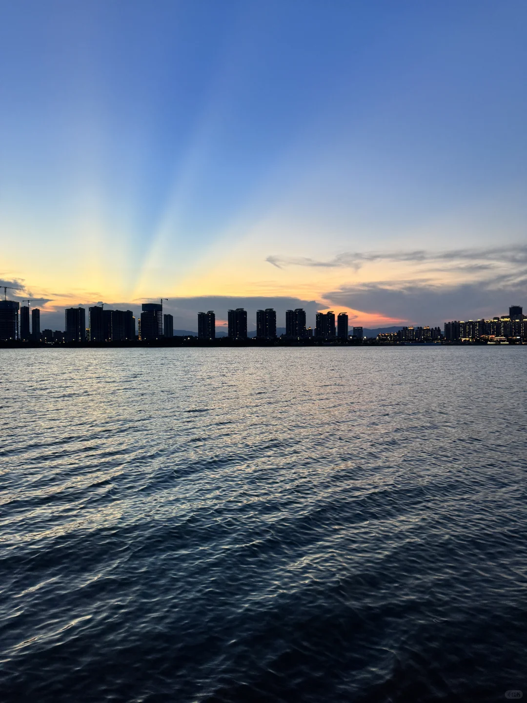 南昌3天2晚｜女大学生人均800吃遍老城烟火