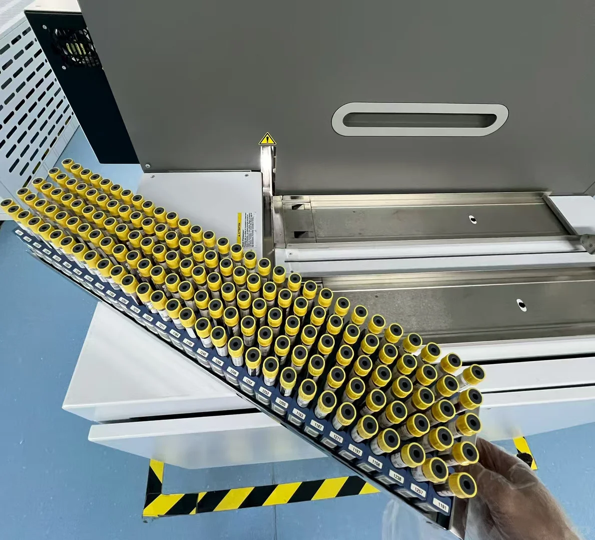 你们敢想象赣州无创的标本全部都送到了这里