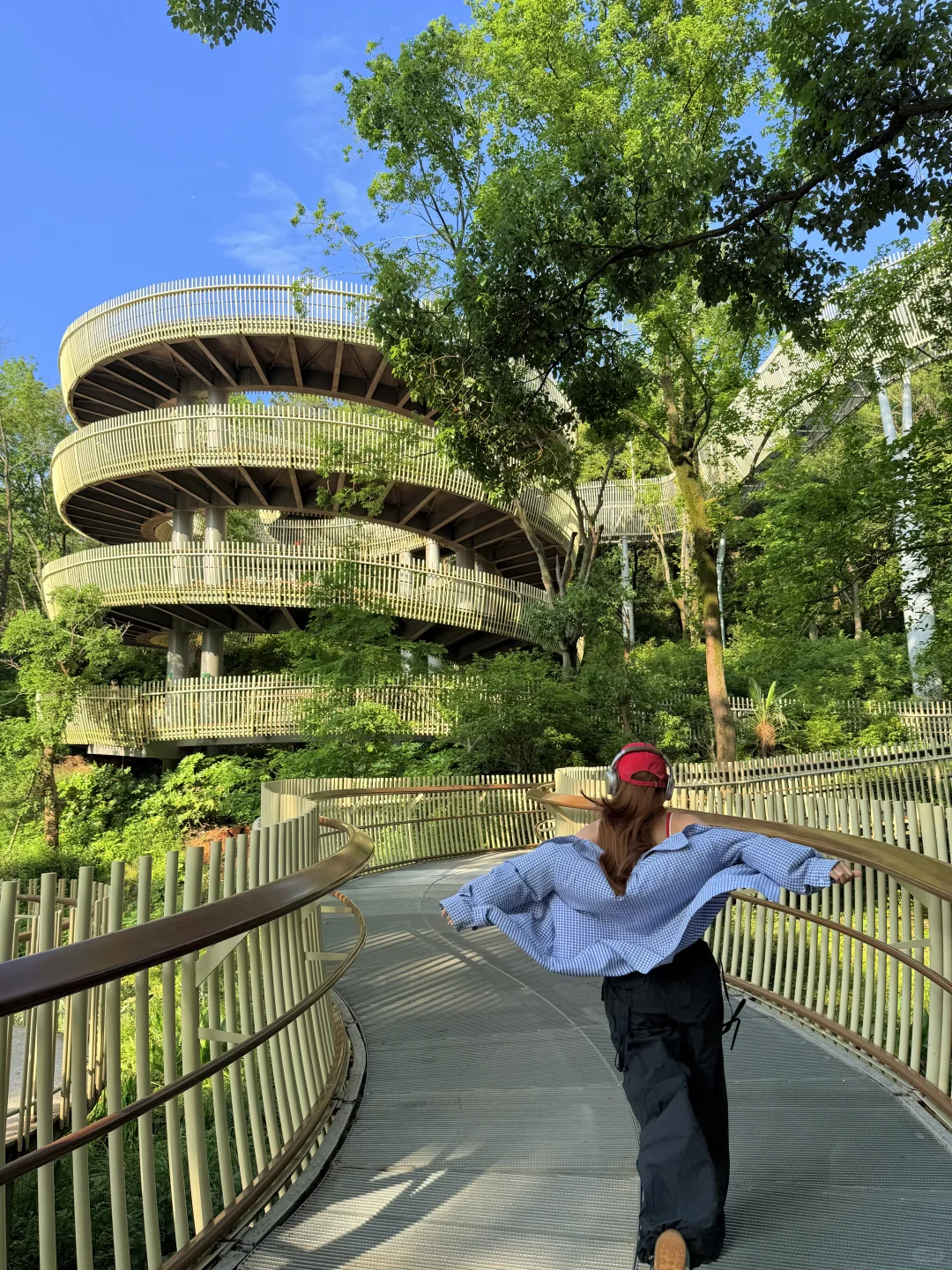 南昌梅岭是个巨大的能量场。。。。