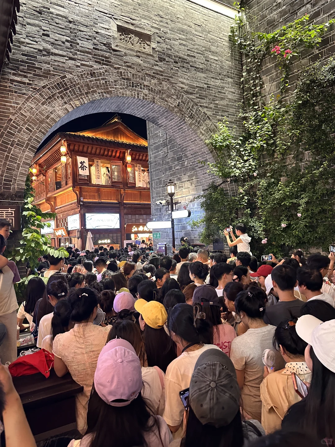 📍南昌8.26号受难已回。。。两个人都奔溃了😭