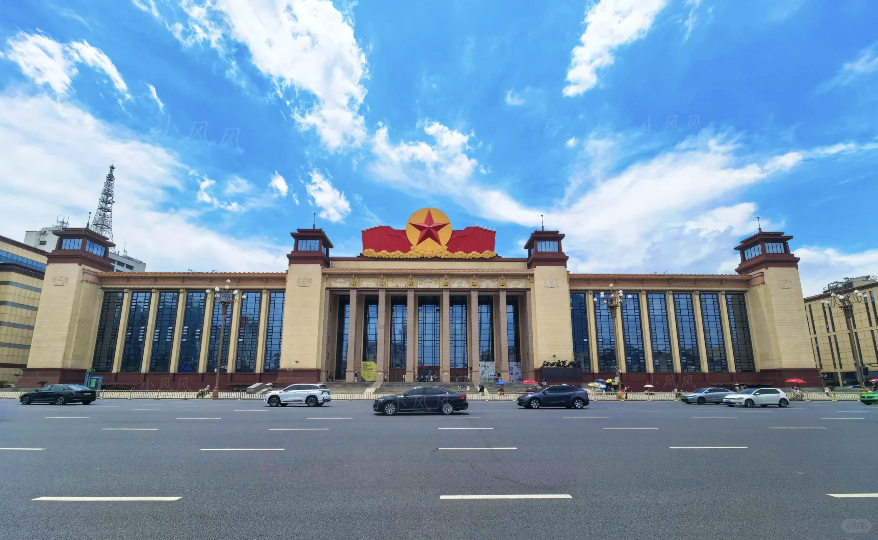 📍江西南昌·八一广场＋江西省美术馆