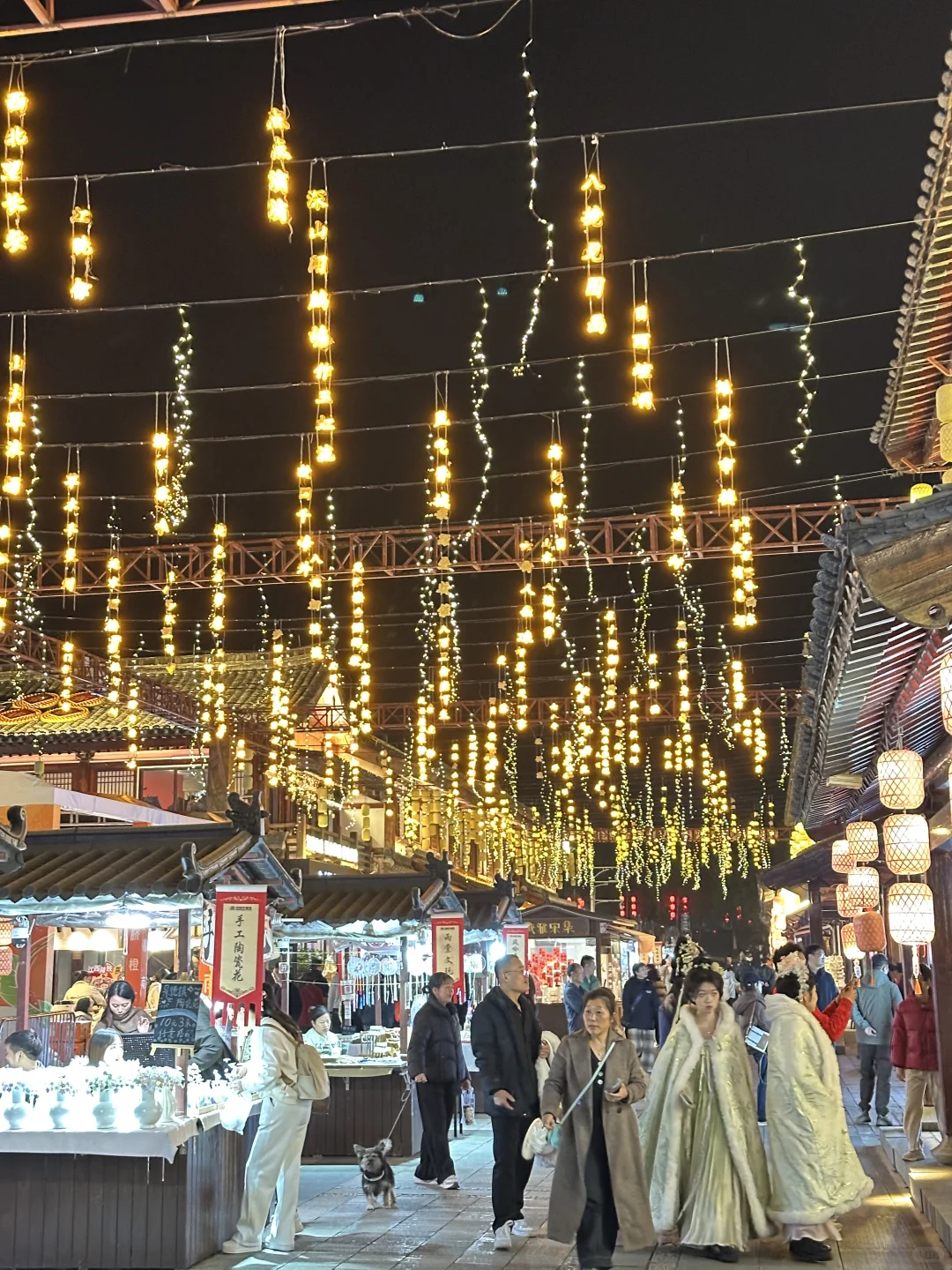 赣州宋潮的“橙”意暴击！这墙我能拍一百张📷