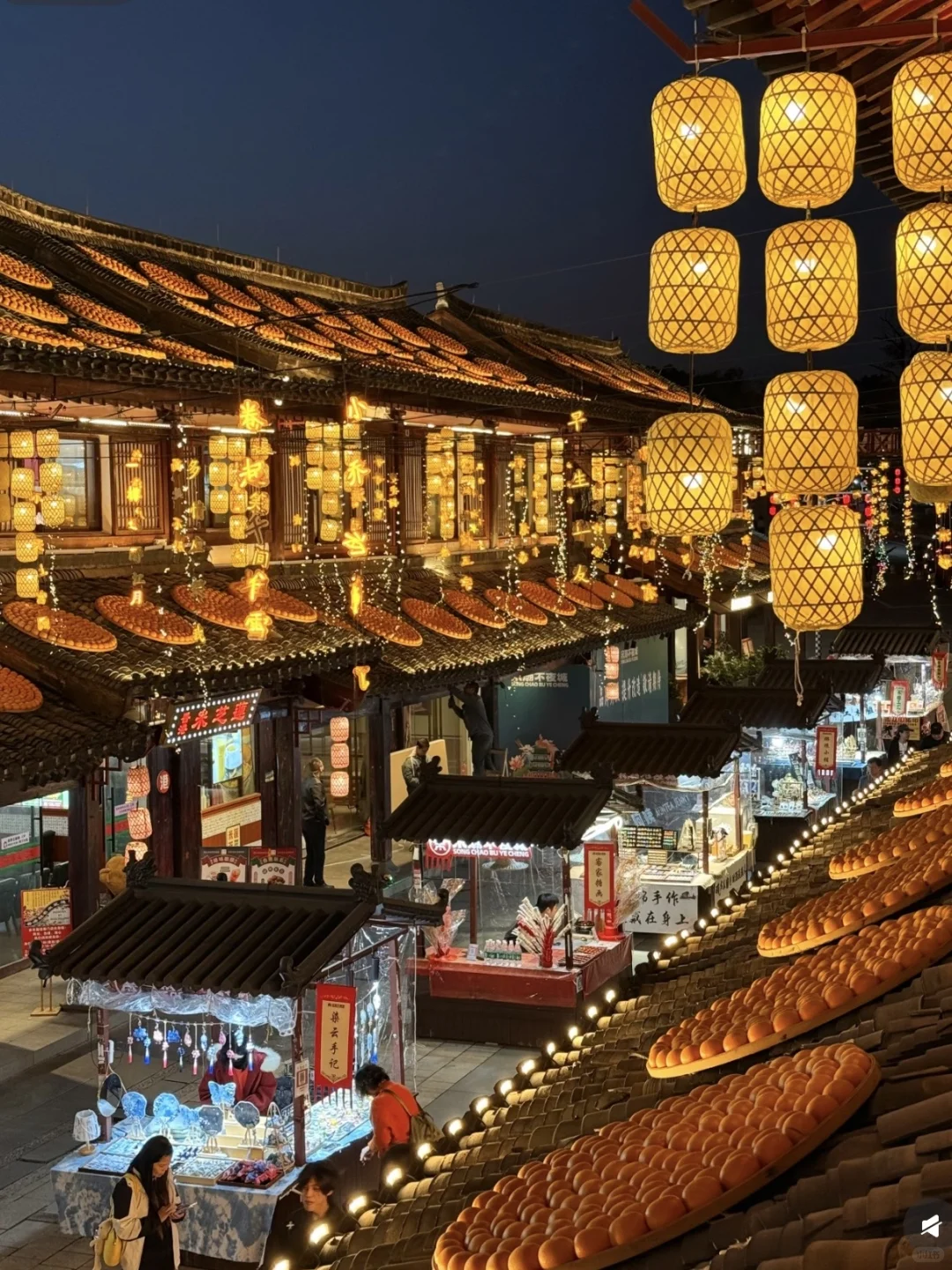 赣州宋潮的“橙”意暴击！这墙我能拍一百张📷