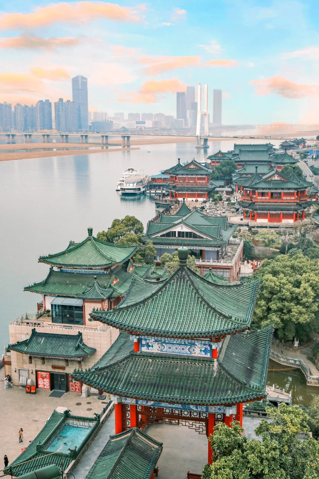 人生建议‼️离开南昌前一定看一次滕王阁夜景