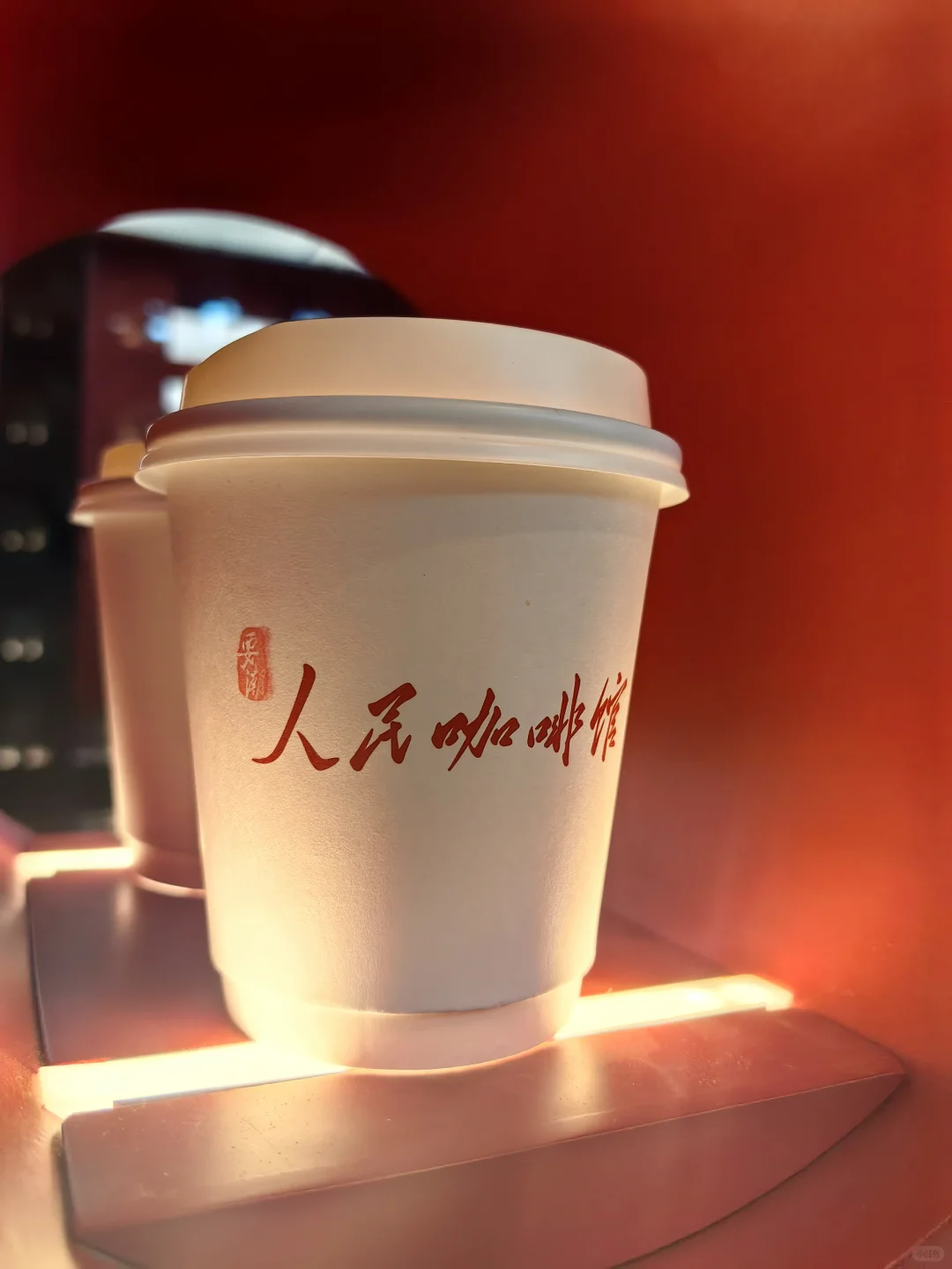 南昌夜游封神！滕王阁的吹着人民的咖啡！