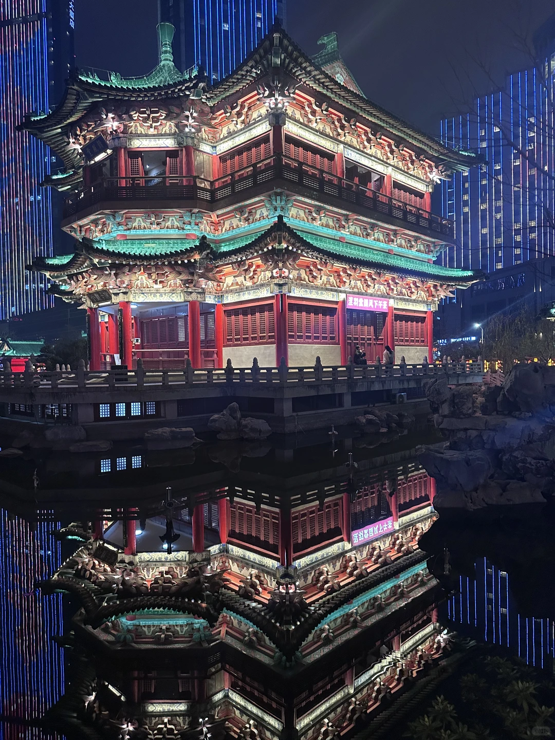 人生建议‼️离开南昌前一定看一次滕王阁夜景