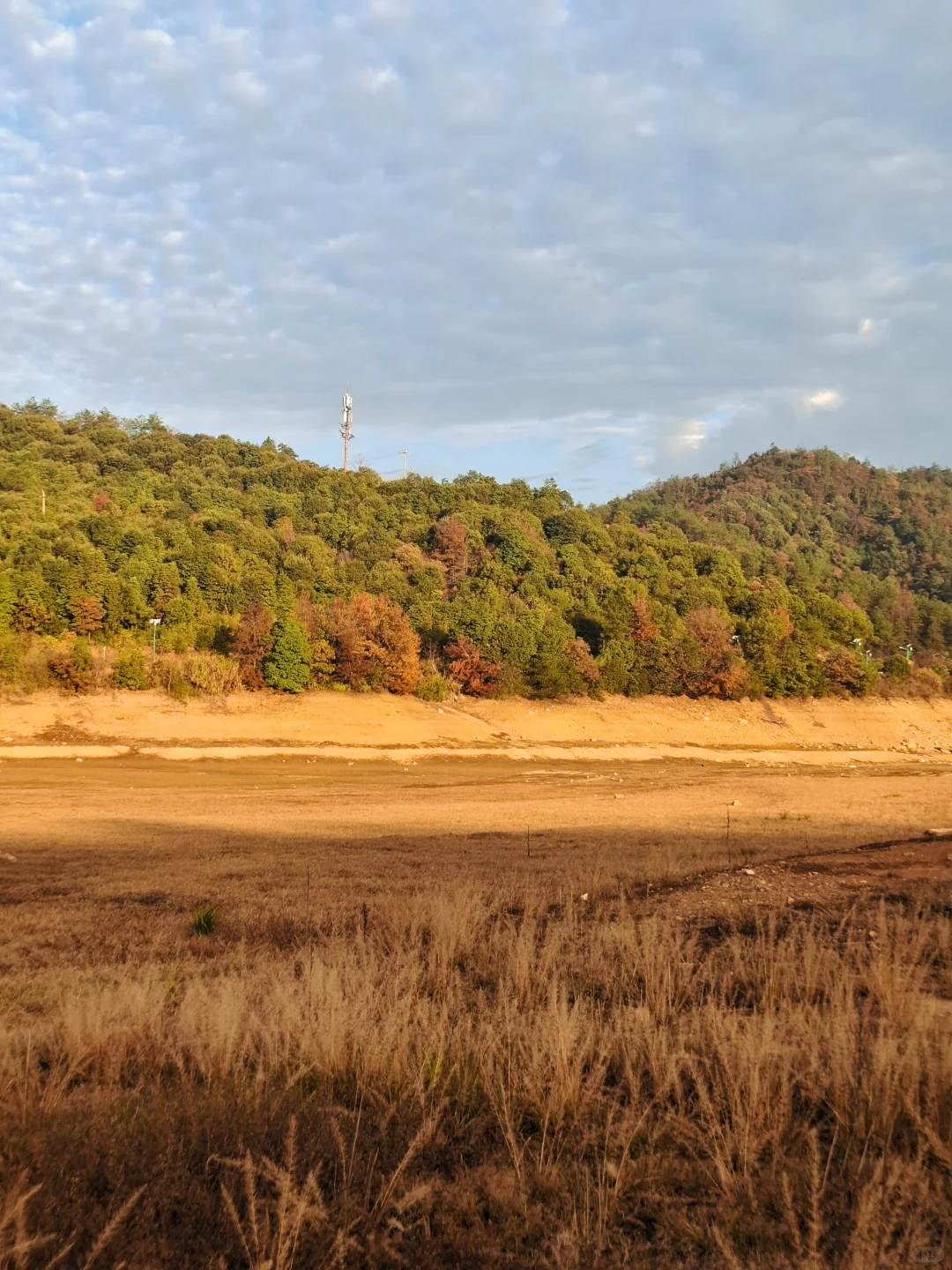 又在抚州发现了一个绝佳露营地！就在……