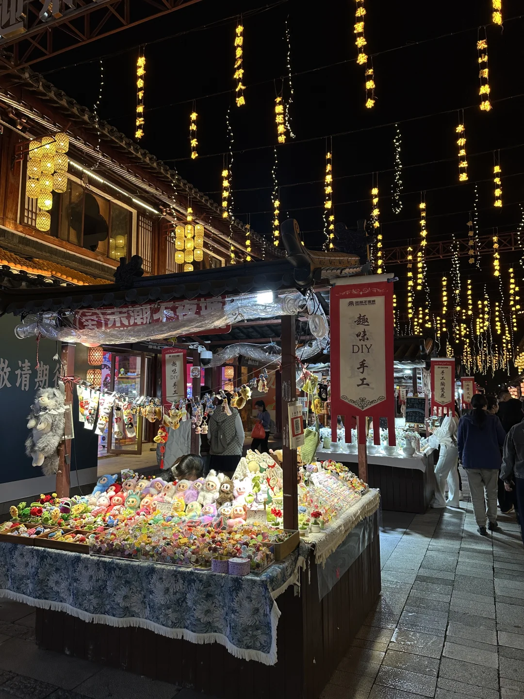 赣州宋潮的“橙”意暴击！这墙我能拍一百张📷