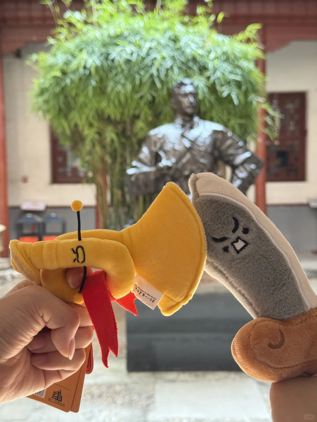 至于吗😢这姐去南昌3天发了10条朋友圈