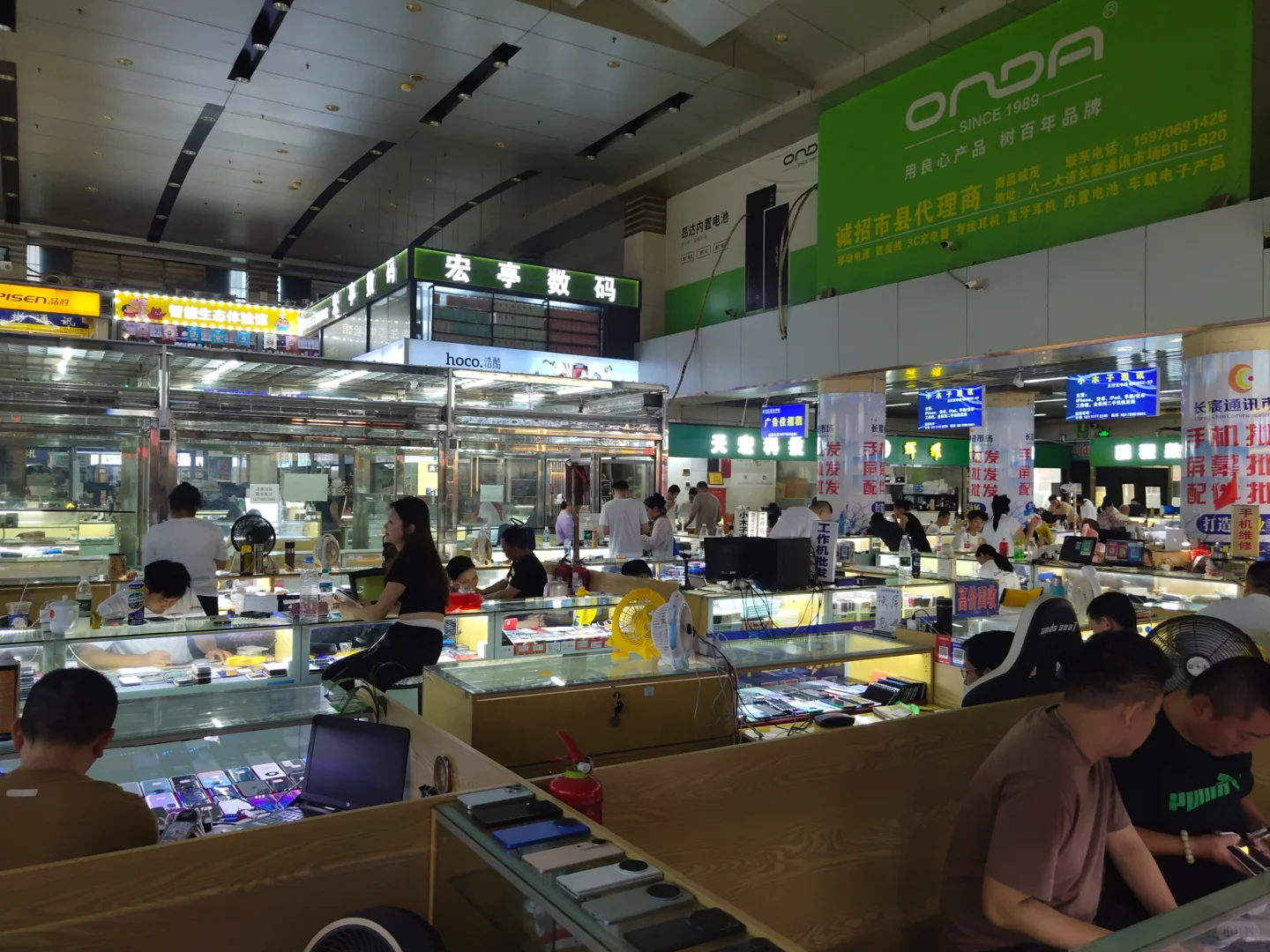 南昌长宸通讯市场怎么这样？？？