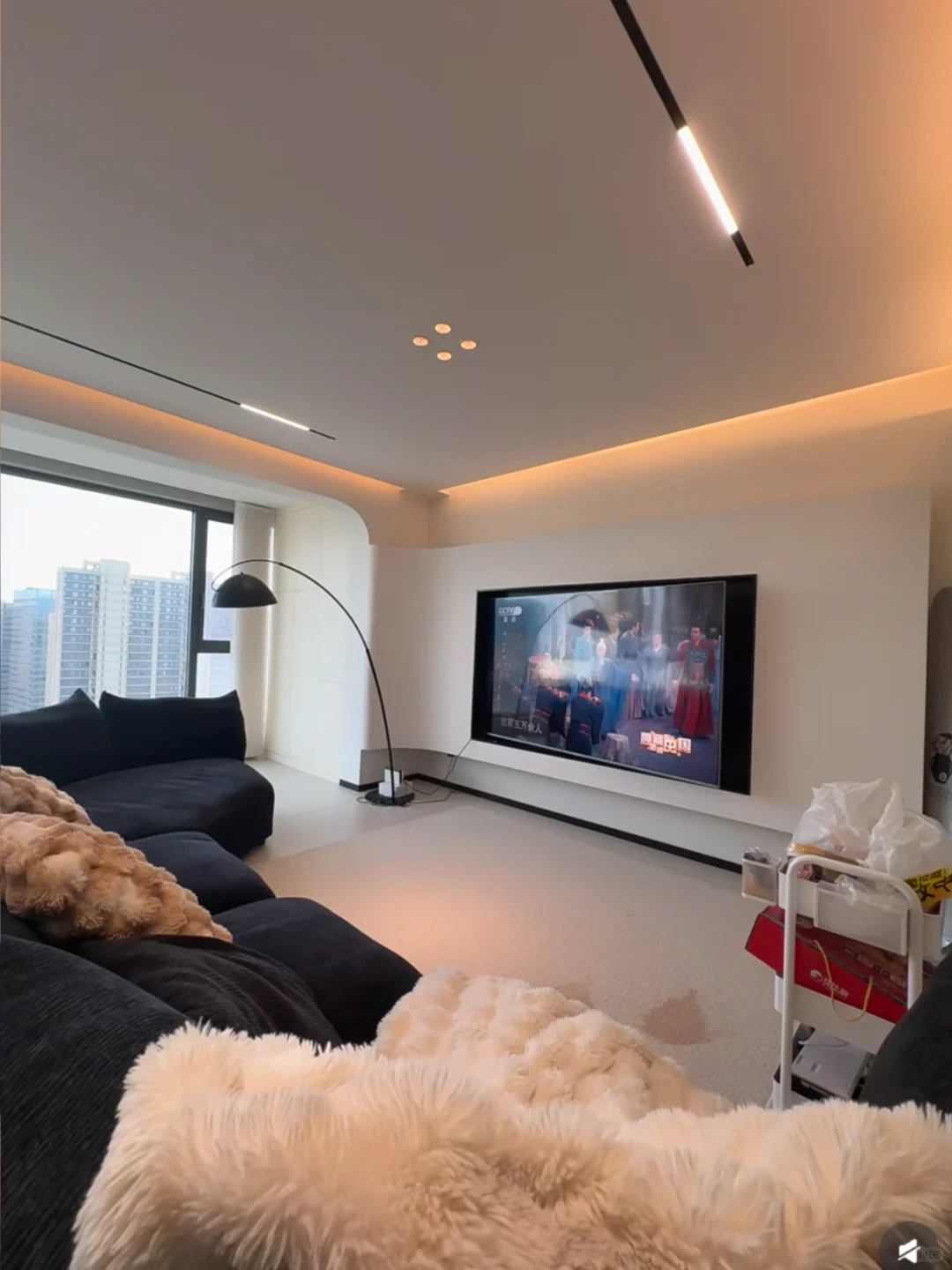 南昌有这种品质大平层出租吗 租金能给1w+👀