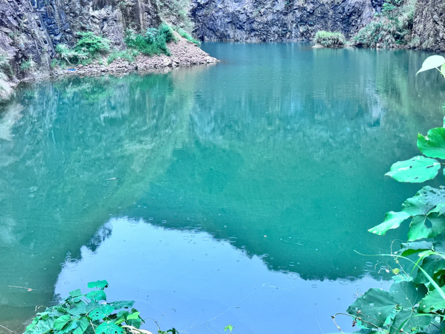 探险版‼️赣州竟藏着个“小九寨沟”🩵