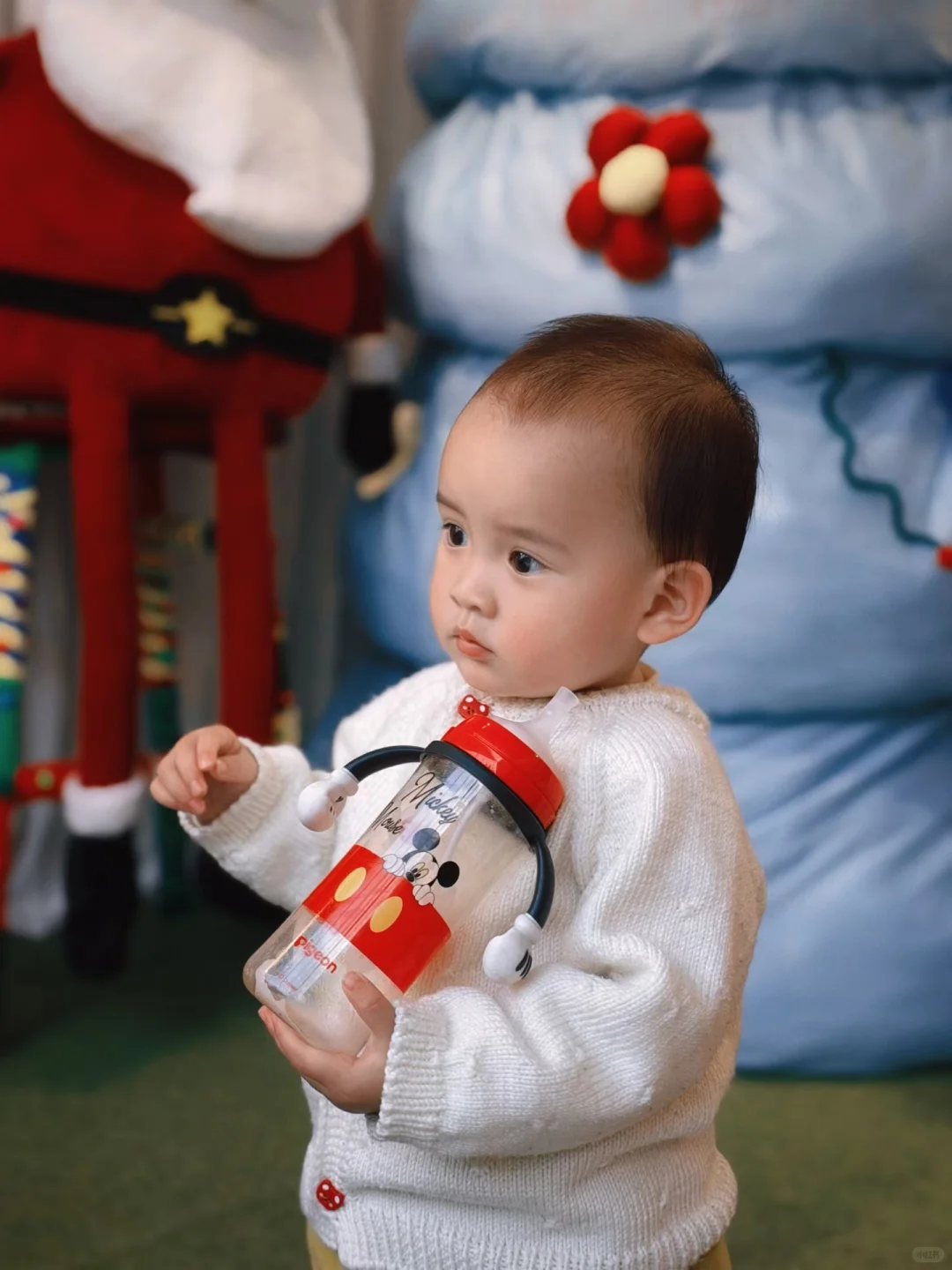 赣州这家咖啡店已经开启5G-a星星人过圣诞！！