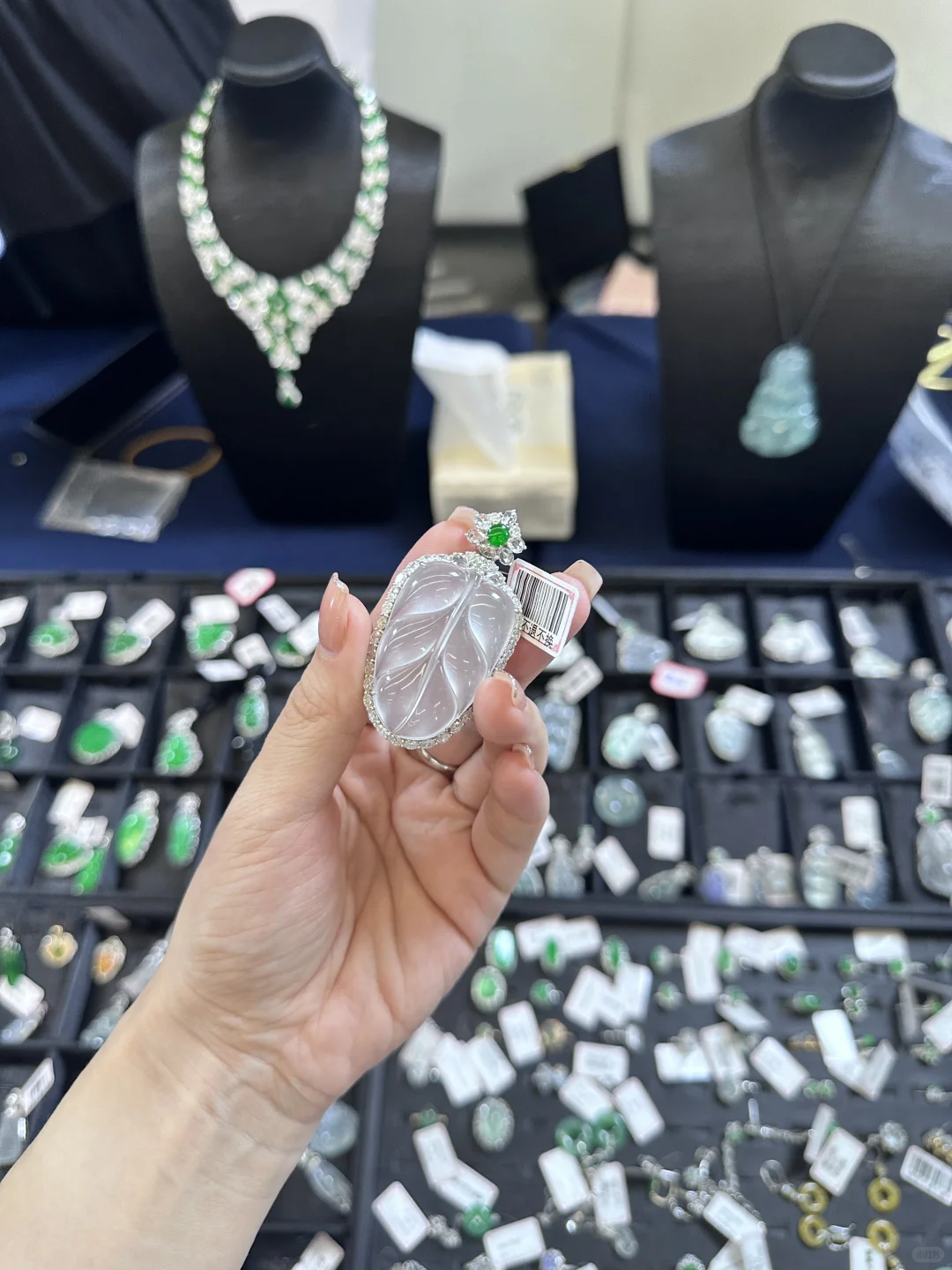 南昌翡翠展～满天星辰不及你