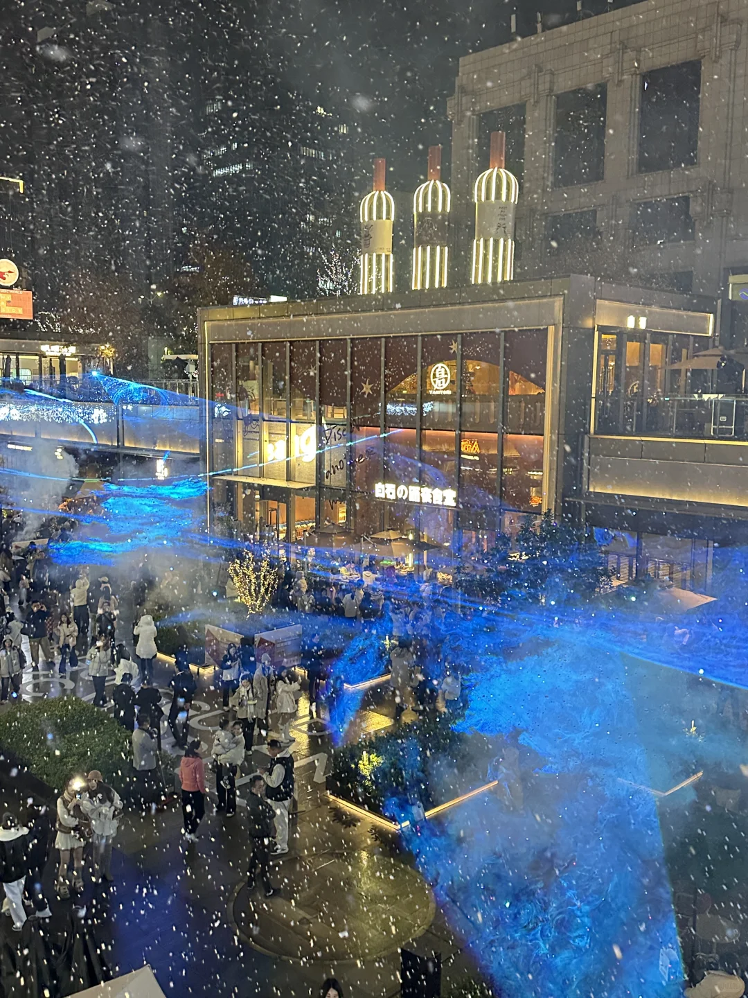 今晚南昌有一亿个人吧！！极光小镇❄️🏠