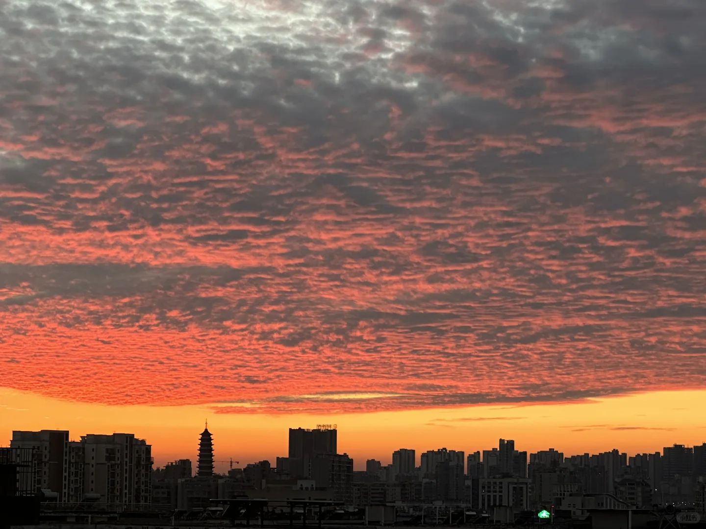 今日份赣州绝美晚霞❤