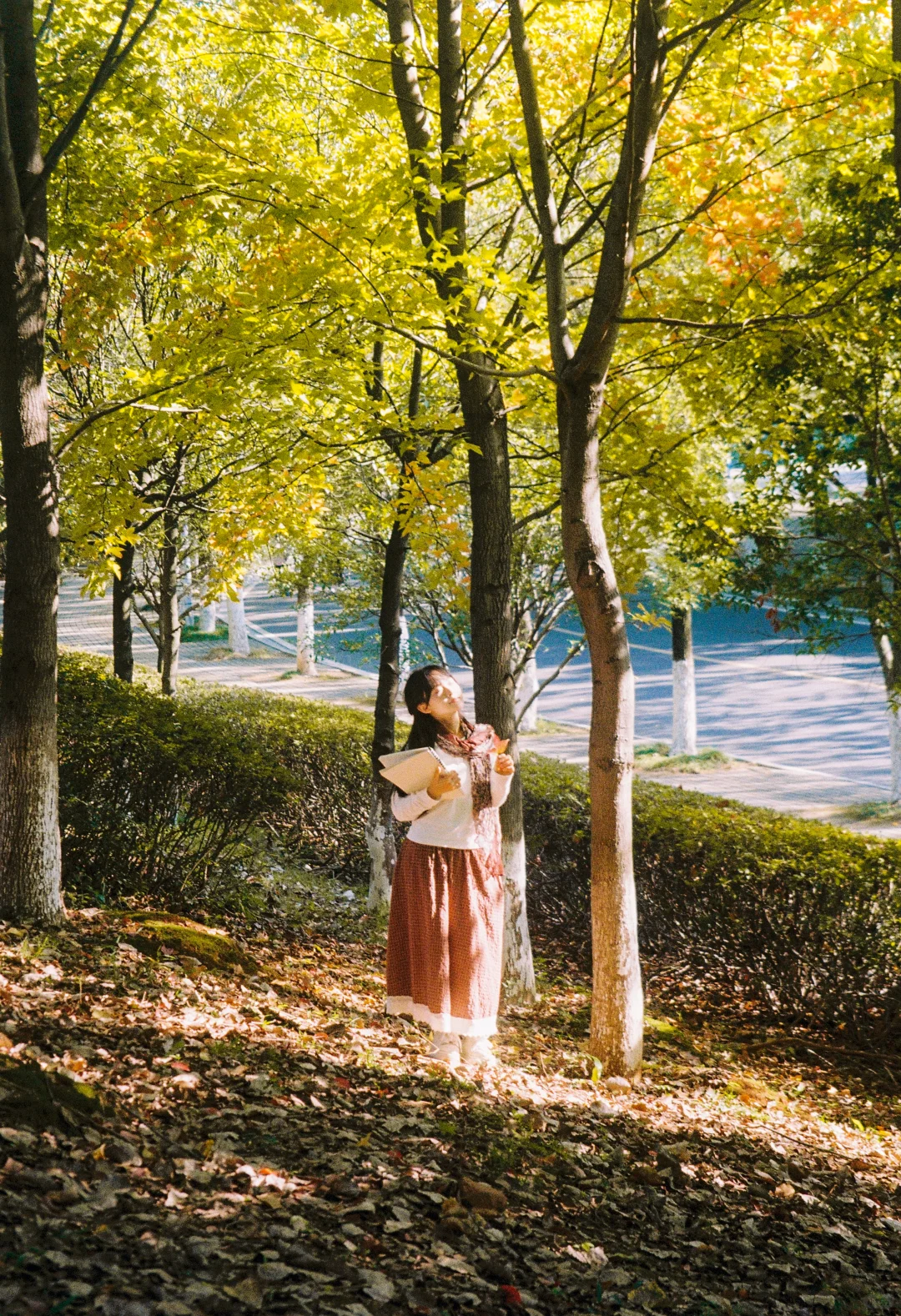 赣州拍照｜存一些秋天拍照姿势🎞️