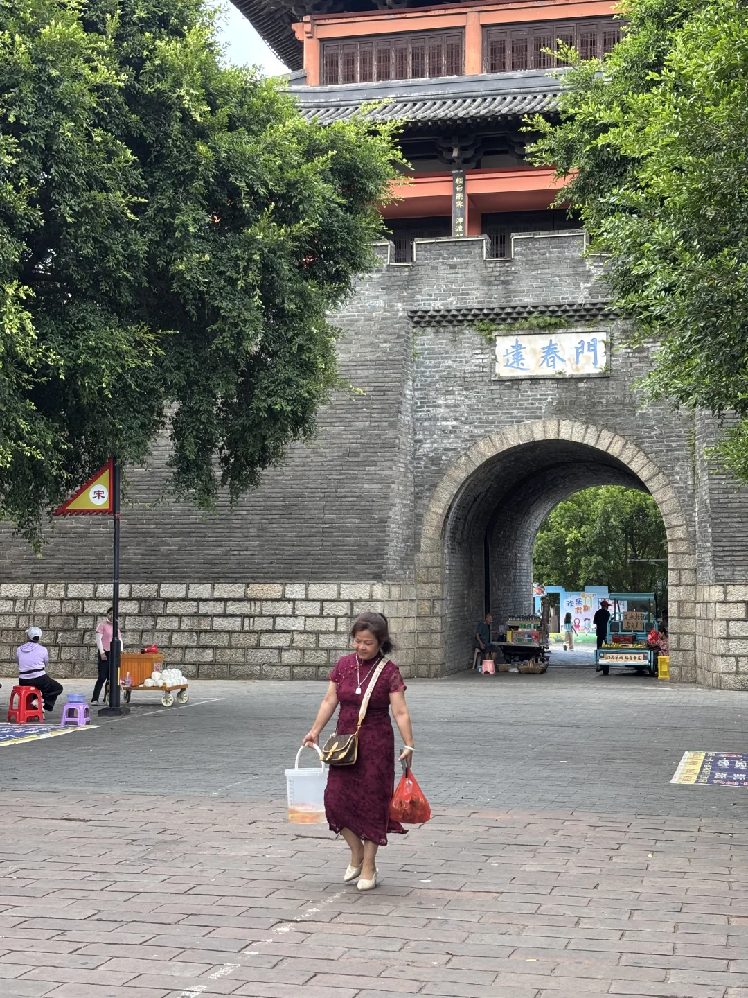 人在赣州的感受就是，是大城市也是小城市