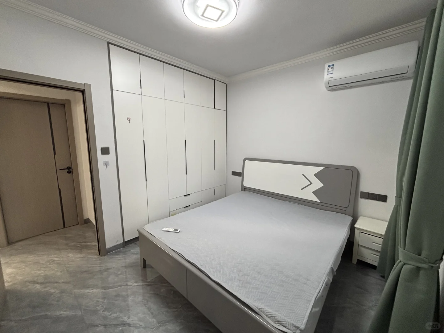 新建红谷滩两房出租