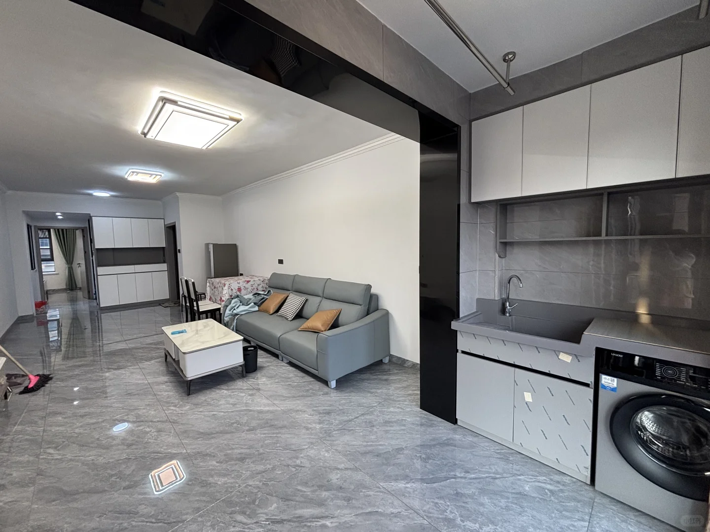 新建红谷滩两房出租