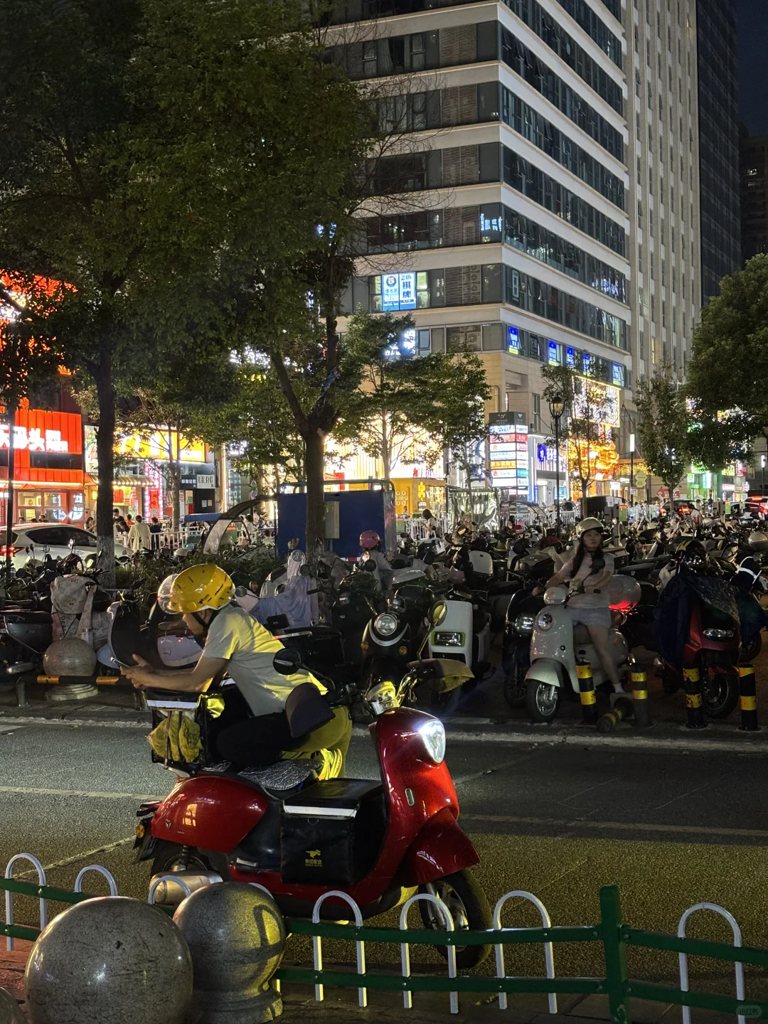 人在赣州的感受就是，是大城市也是小城市