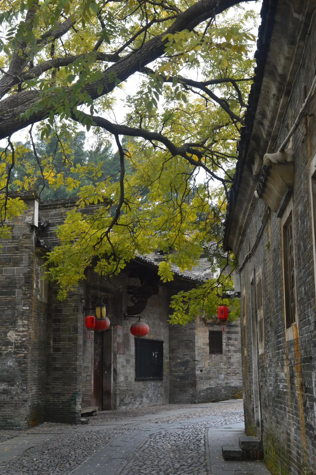 赣州，八百年风雨古浮桥、千年虔州古城墙、