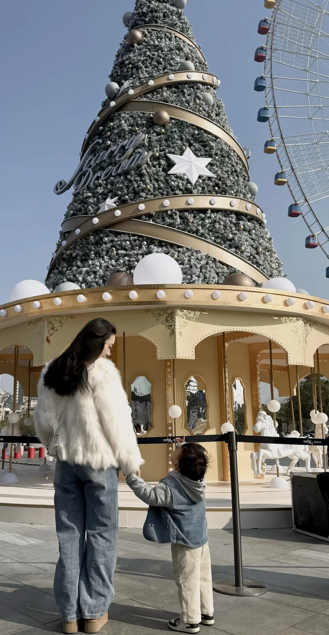 🎡落日蓝调下最美南昌之星摩天轮🎄圣诞树