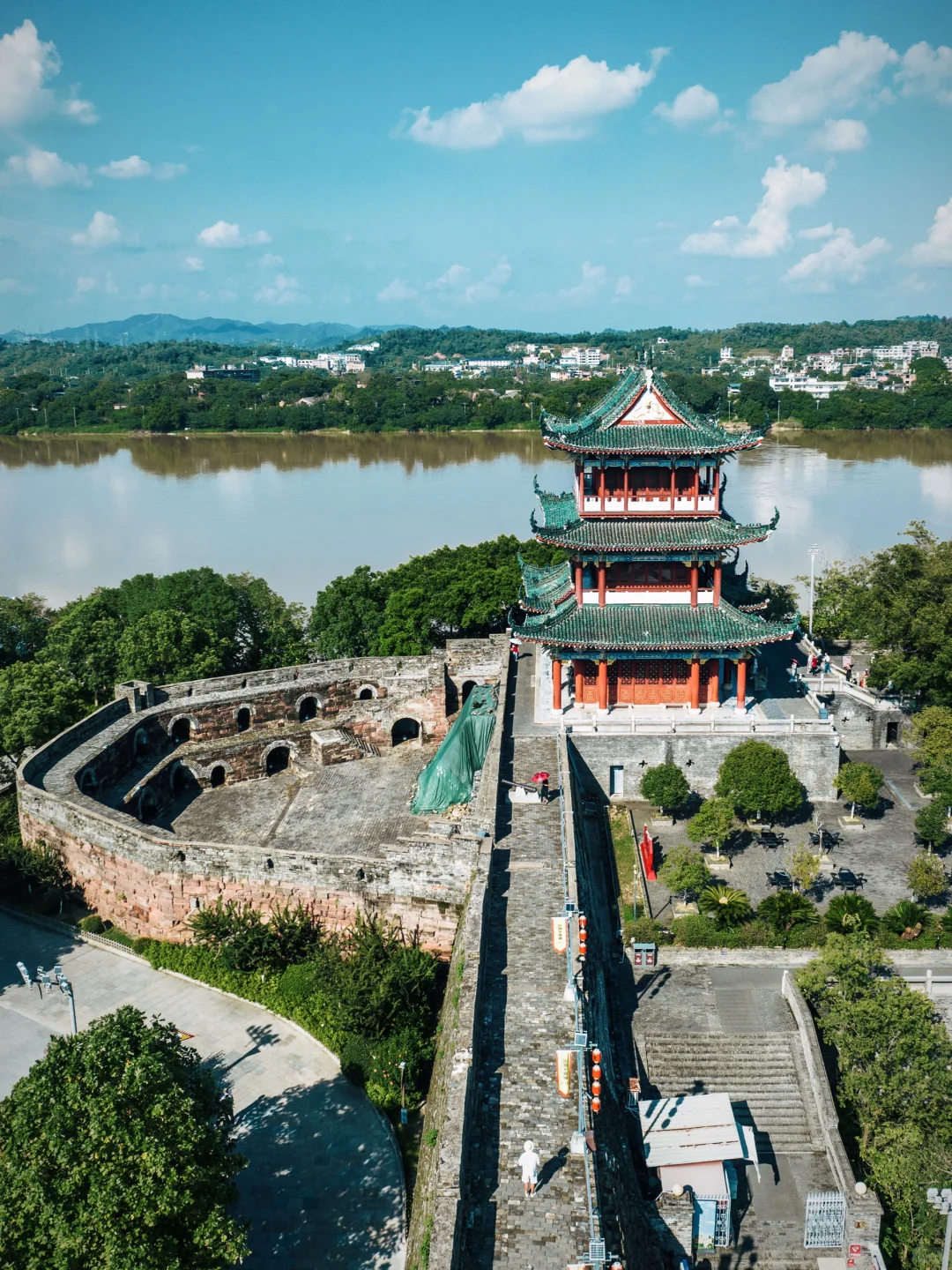 以为滕王阁很美了，直到我到了赣州八境台