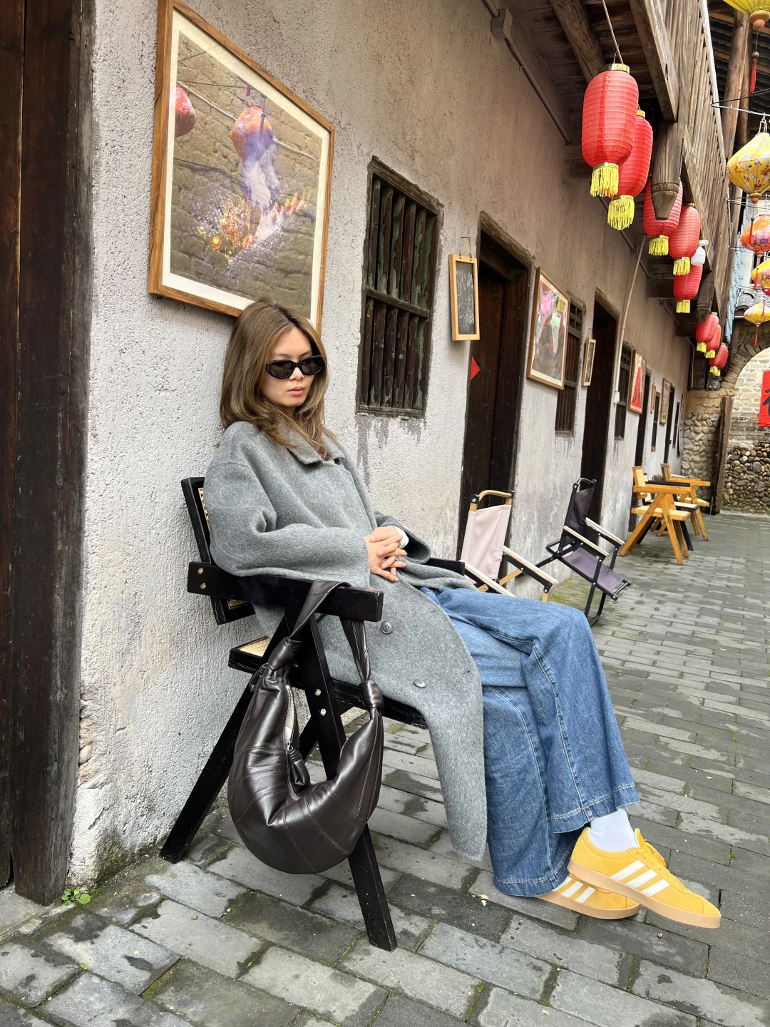 背上牛角包穿越到了世界围屋之都龙南