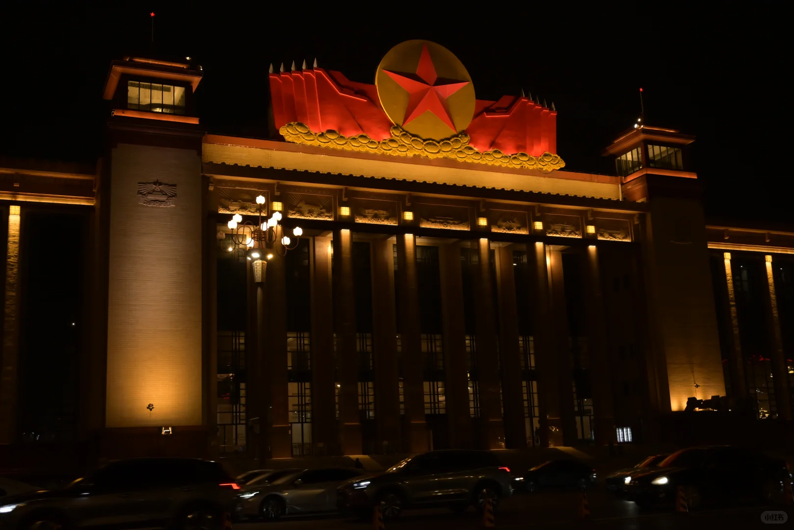 八一广场干架厉害的修摄阿龙，上班上班