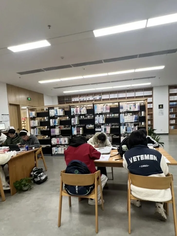 赣州图书馆！！！太卷了吧。。。