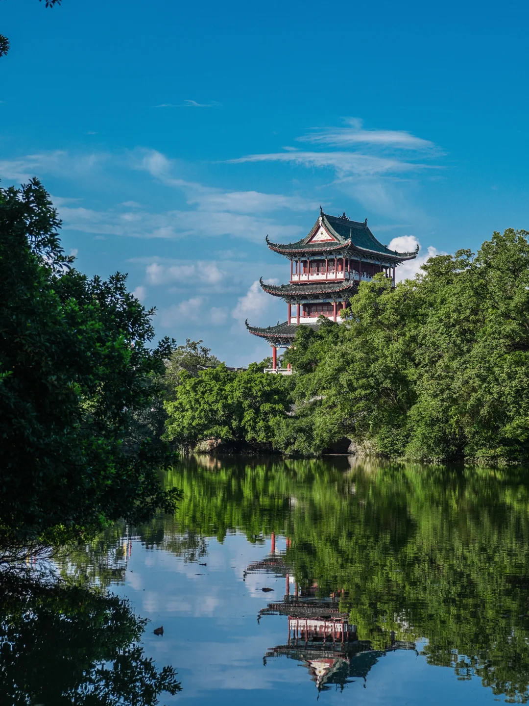 以为滕王阁很美了，直到我到了赣州八境台