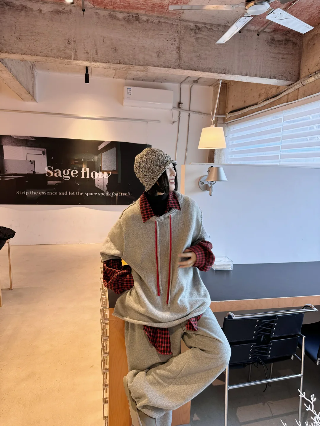 赣州｜班味咖啡厅打卡灰调穿搭