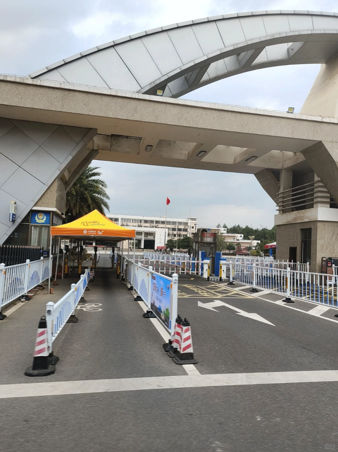 听了张雪峰的建议，读了赣南师范大学真的..