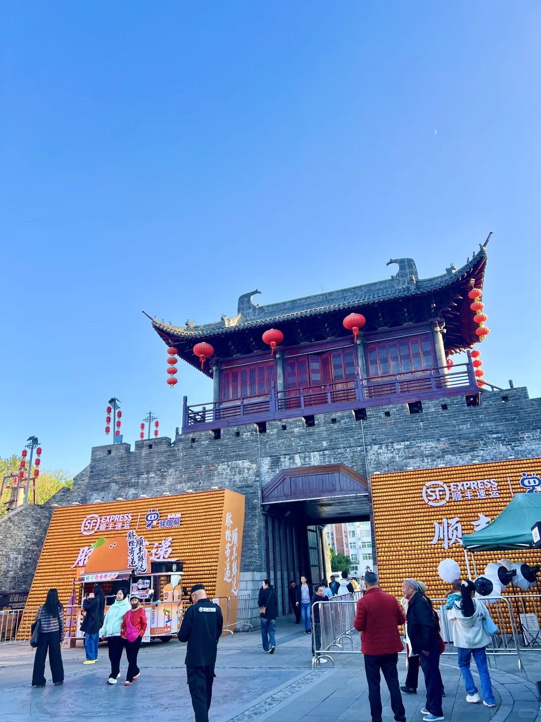 爆款打卡！赣州这座“脐橙墙”甜到犯规🍊✨