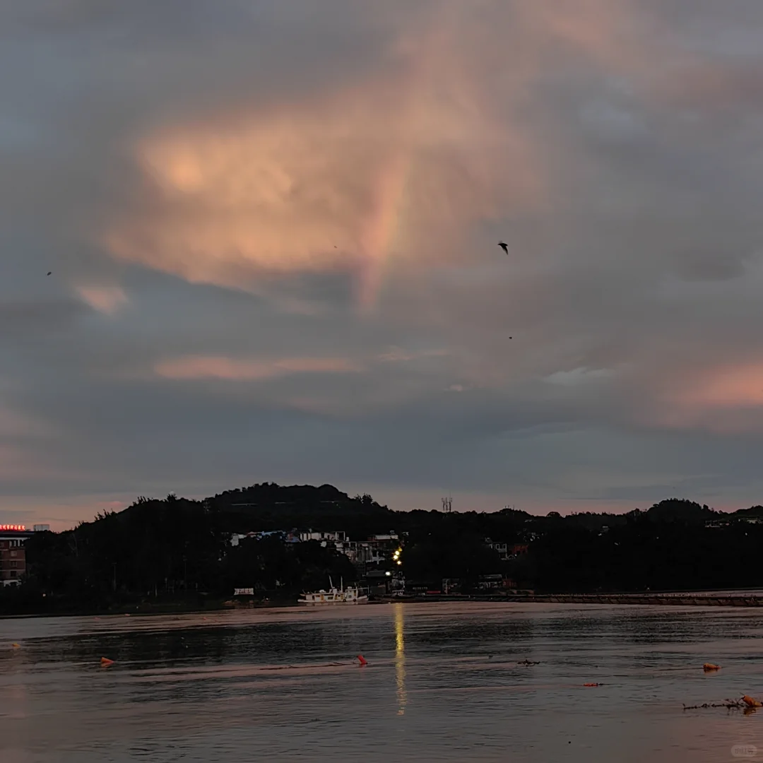 赣州站，到了📢