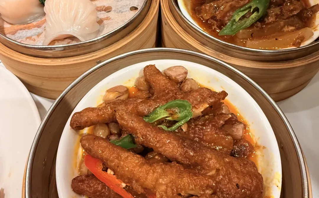 赣州晚上九点！会带好朋友来吃的。。。