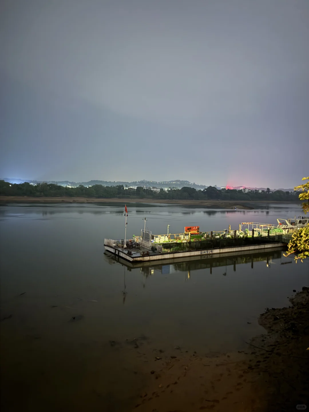 赣州宋城夜景，人少清净