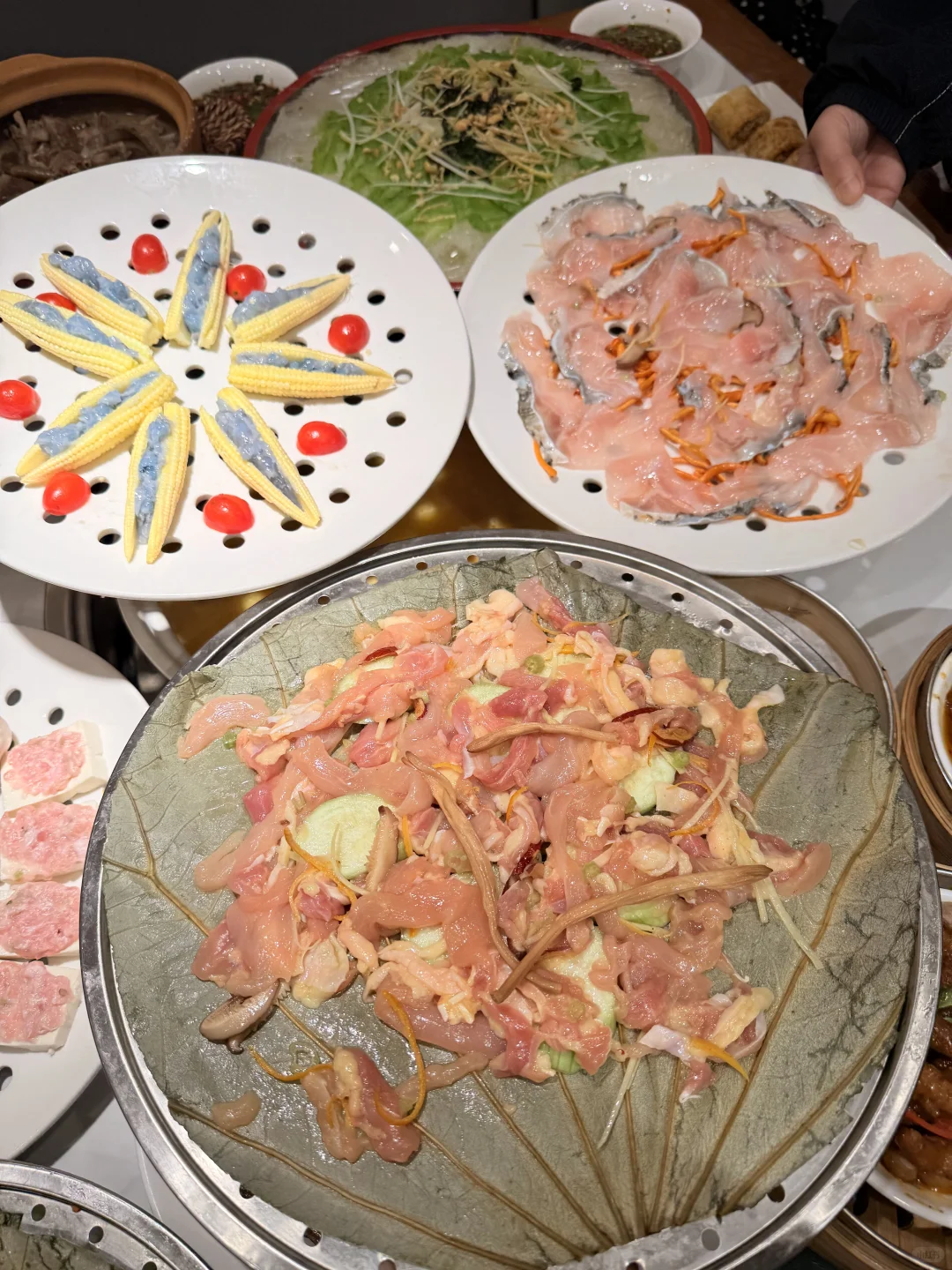 赣州晚上九点！会带好朋友来吃的。。。