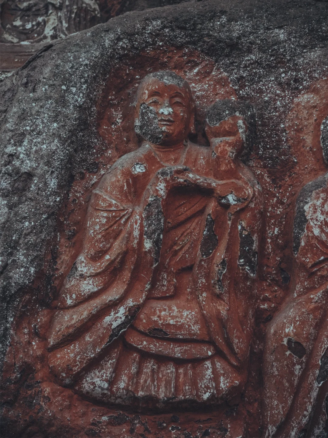 Here is赣州 | 通天岩石窟-有点震撼的美