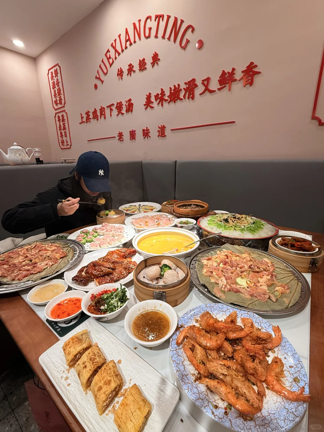 赣州晚上九点！会带好朋友来吃的。。。