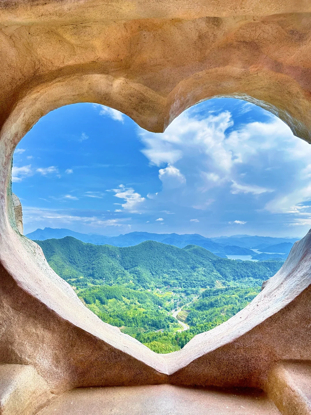 被赣州朋友硬拖去大金山漂流，结果…....