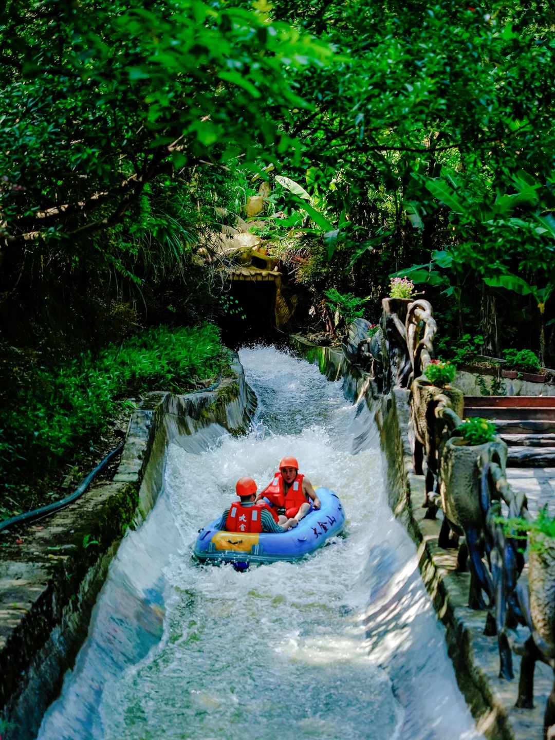 被赣州朋友硬拖去大金山漂流，结果…....