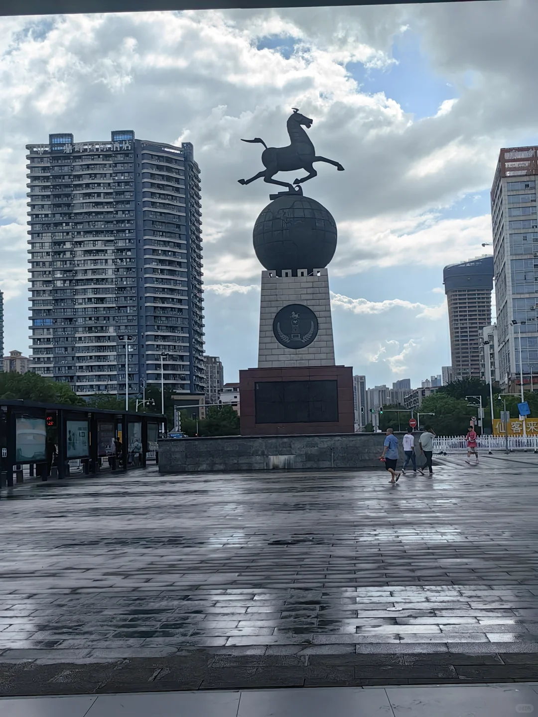 赣州站，到了📢