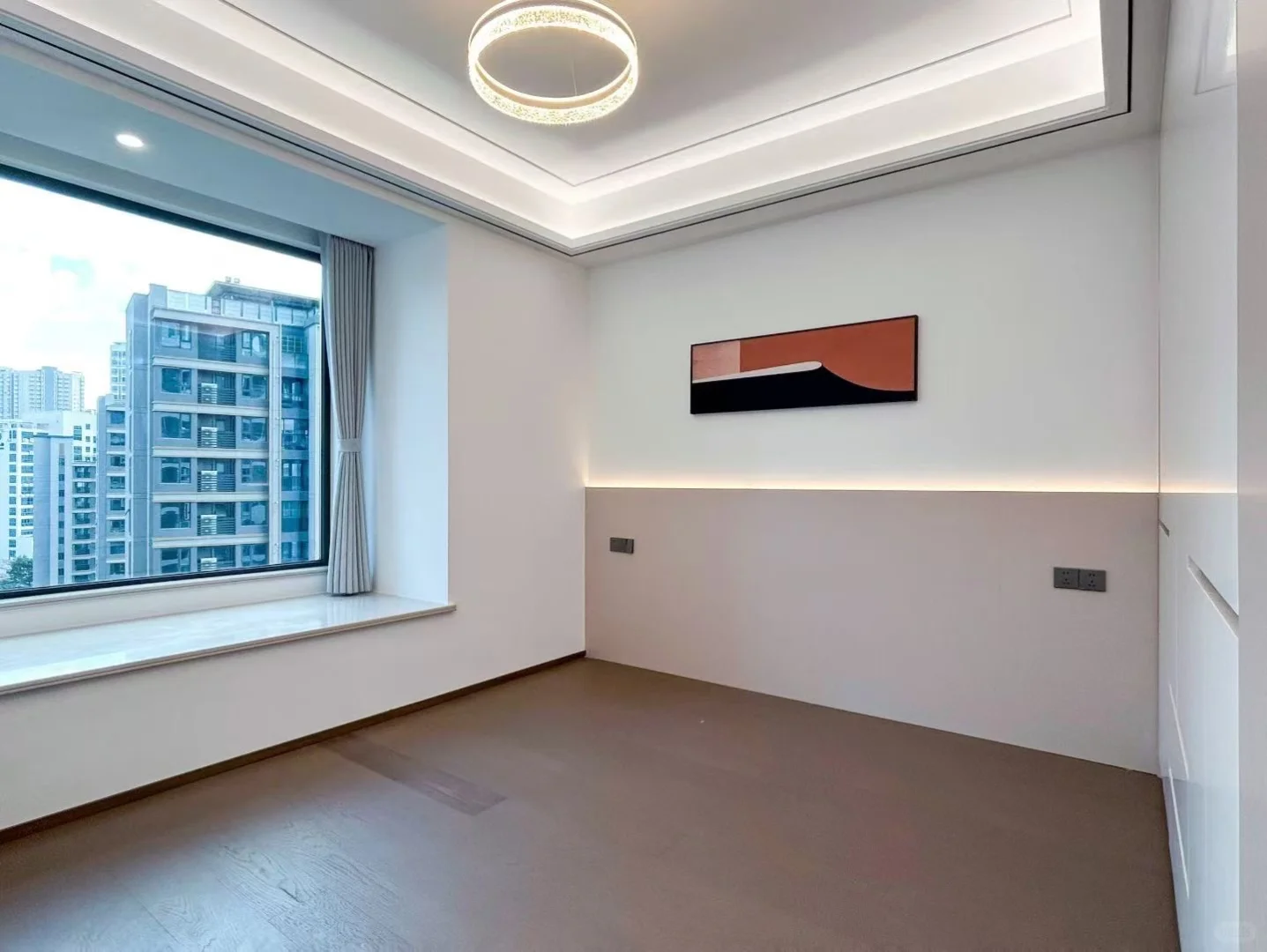 赣州市万象城附近大平层 亏本70万卖