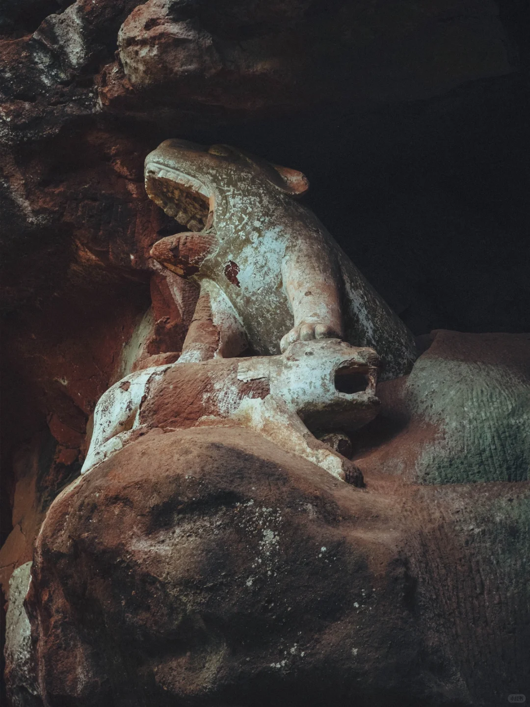 Here is赣州 | 通天岩石窟-有点震撼的美