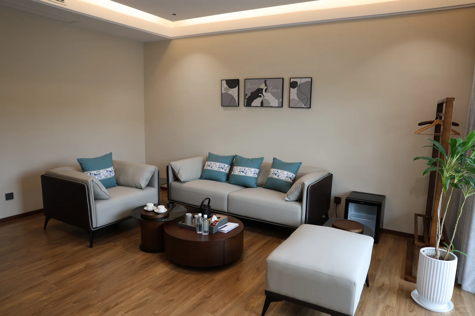 抚州年会｜包栋山景小院办年会+庭院茶歇！