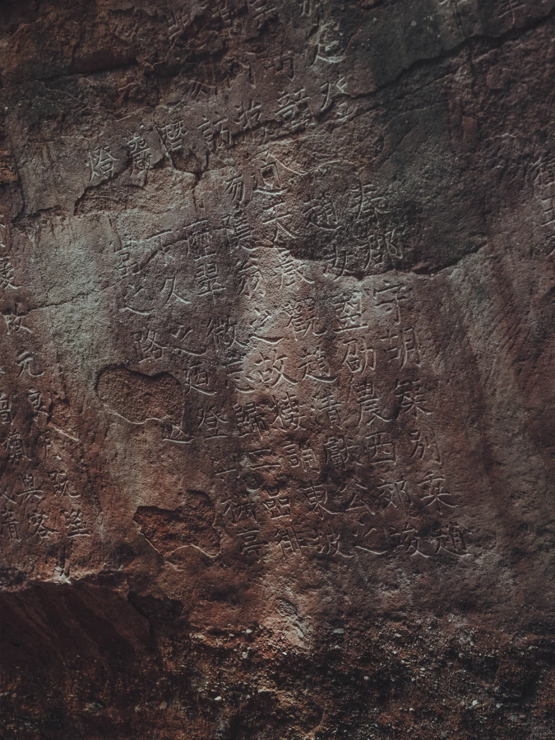 Here is赣州 | 通天岩石窟-有点震撼的美